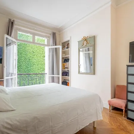 Apartament Veeve - Timeless Harmony Paryż